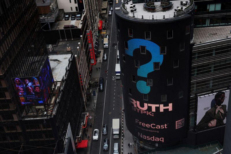 © Reuters. The Nasdaq Market site is seen on the day that shares of Truth Social and Trump Media & Technology Group start trading under the ticker 